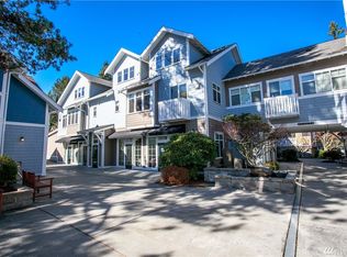115 Hall Brothers Loop UNIT 202, Bainbridge Island, WA 98110