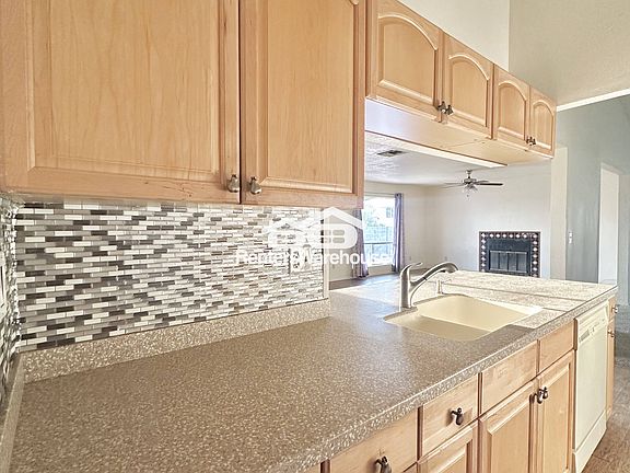 4th image of 4726 W Morrow Dr