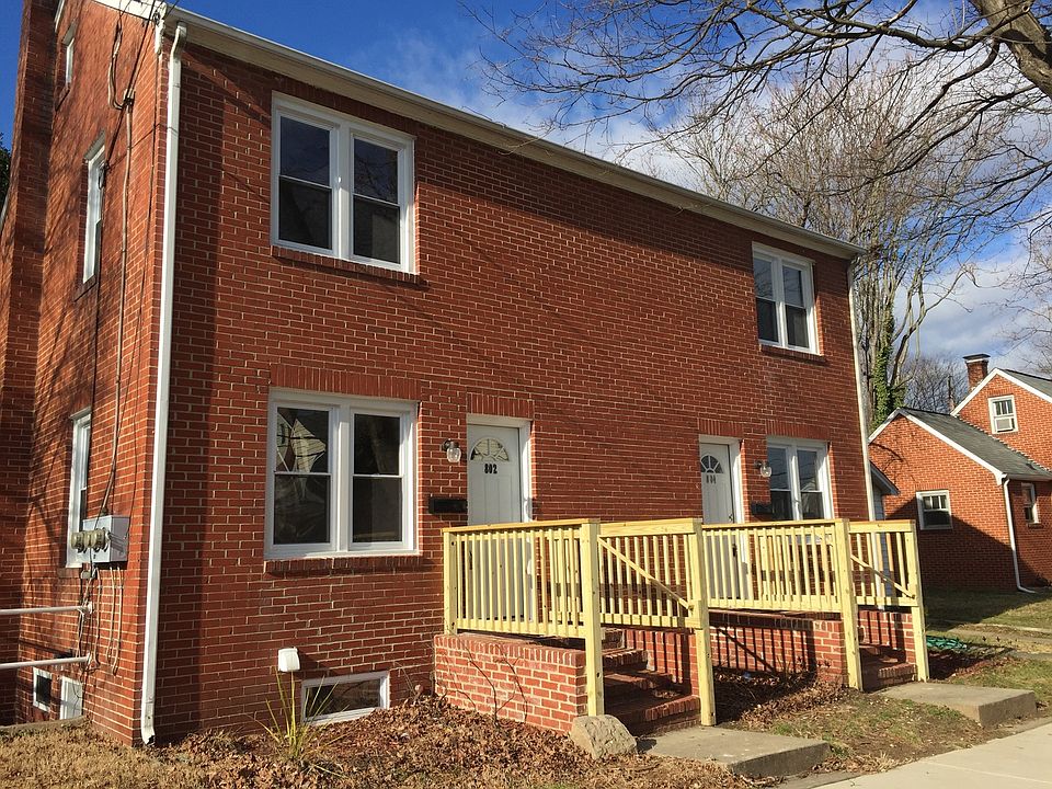 1st image of 804 Littlepage St