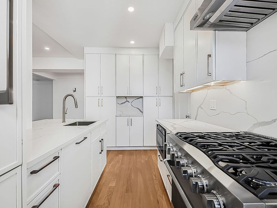 1st image of 241 W 97th St APT 2M
