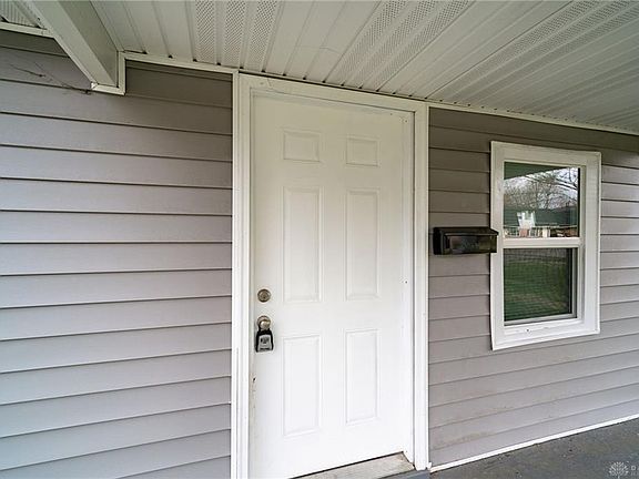 5th image of 1720 Sheffield St