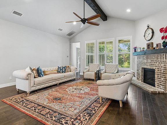 3rd image of 3028 Dustywood Dr