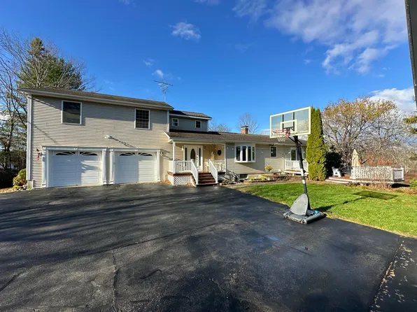 818 Forest Avenue, Orono, ME 04473