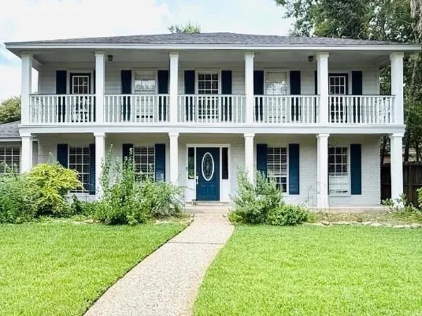 1026 Cragmore Dr, Seabrook, TX 77586