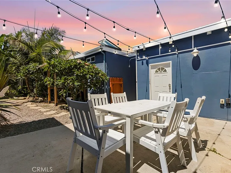 142 E Glaucus St — Photo 30