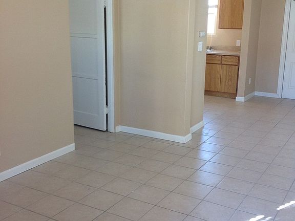 4th image of 252 22nd St #2137