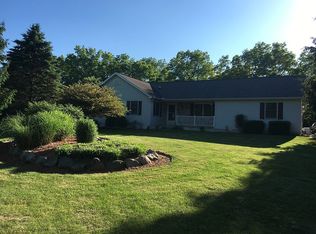 840 S Smith Rd, Eaton Rapids, MI 48827