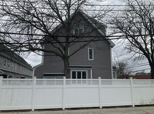 1 Raymond St #1E, Allston, MA 02134