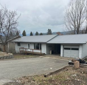 1138 S 3rd St, Saint Maries, ID, 83861