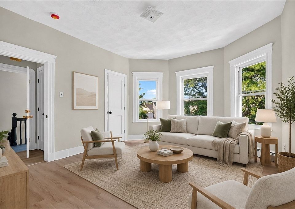 1st image of 18 Otis St #3