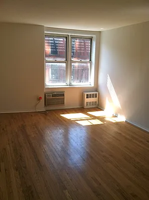 Rented by Acacia Realty | media 13