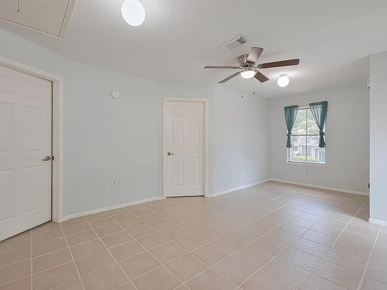 1103 Cheyenne Meadows Dr — Photo 26