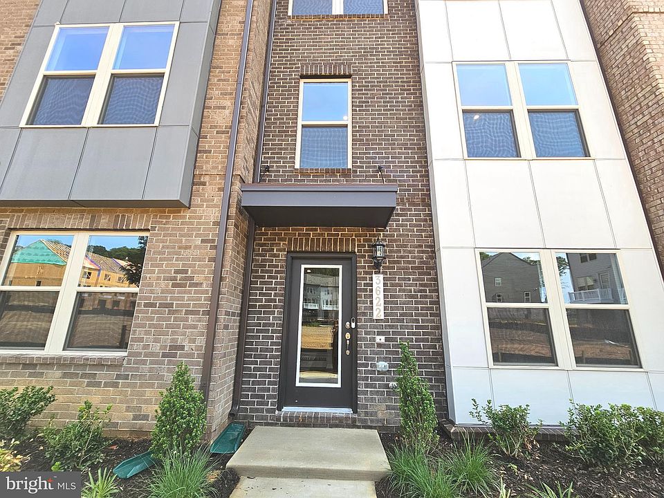 1st image of 3622 Agate Ln