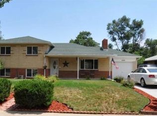 2280 Jamaica St, Aurora, CO 80010
