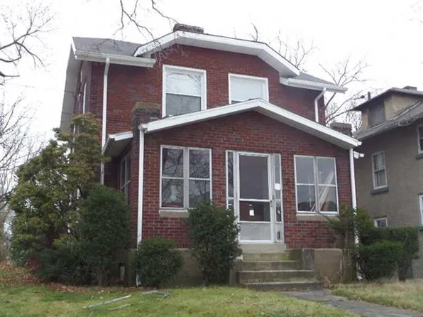 430 S Irvine Ave, Sharon, PA 16146