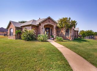 5831 Deerfield Ln, Midlothian, TX 76065