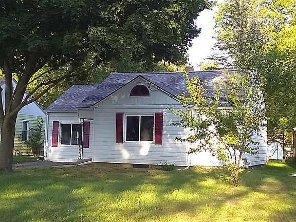 2nd image of 310 Miller Ave