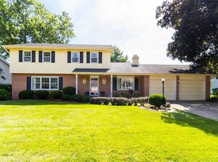 1809 79th St, Windsor Heights, IA 50324