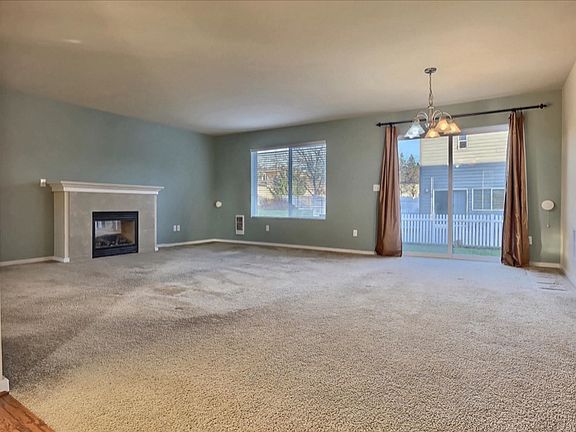 5th image of 11461 Glacier Pl NW