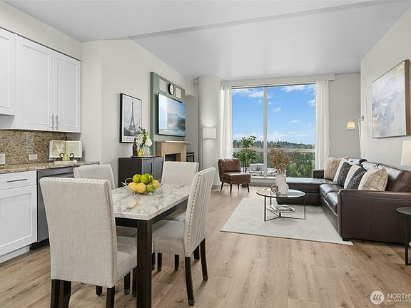 4th image of 10650 NE 9th Place #2025