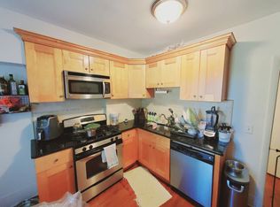 149 Pine St #1, Greenwich, CT 06830