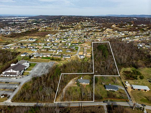 2nd image of 8009 Shallowford Rd