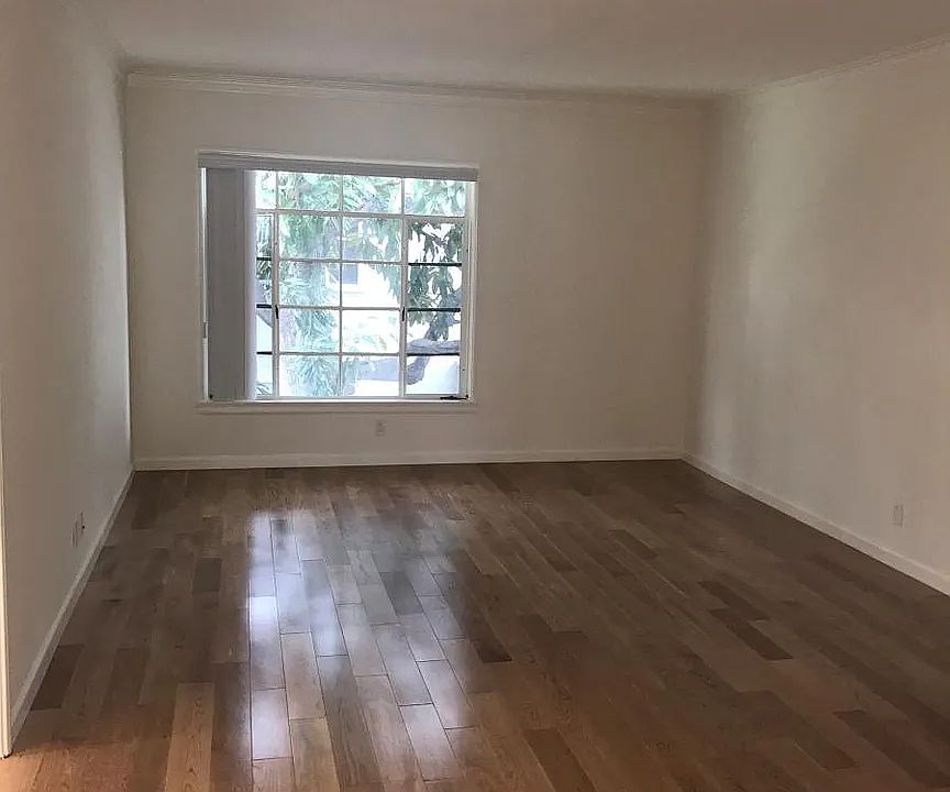1st image of 1316 N Citrus Ave APT 3