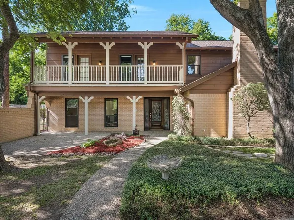 103 Blue Willow Dr, Houston, TX 77042