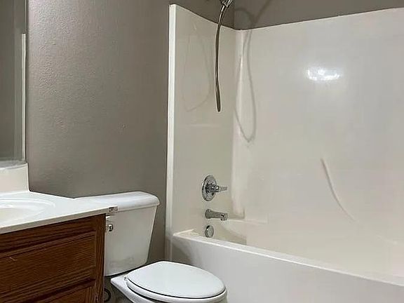 2nd image of 1203 Ximeno Ave APT 7
