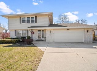 1803 Maple St, South Milwaukee, WI 53172