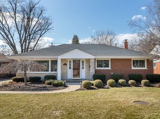 610 Wesley Dr, Park Ridge, IL 60068