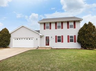 W5450 Amy Ave, APPLETON, WI 54915