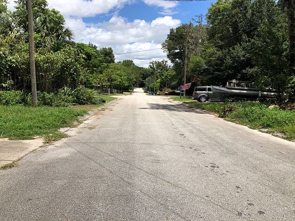 4th image of 410 Ivy Ave