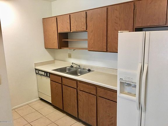4th image of 8080 E Speedway Blvd