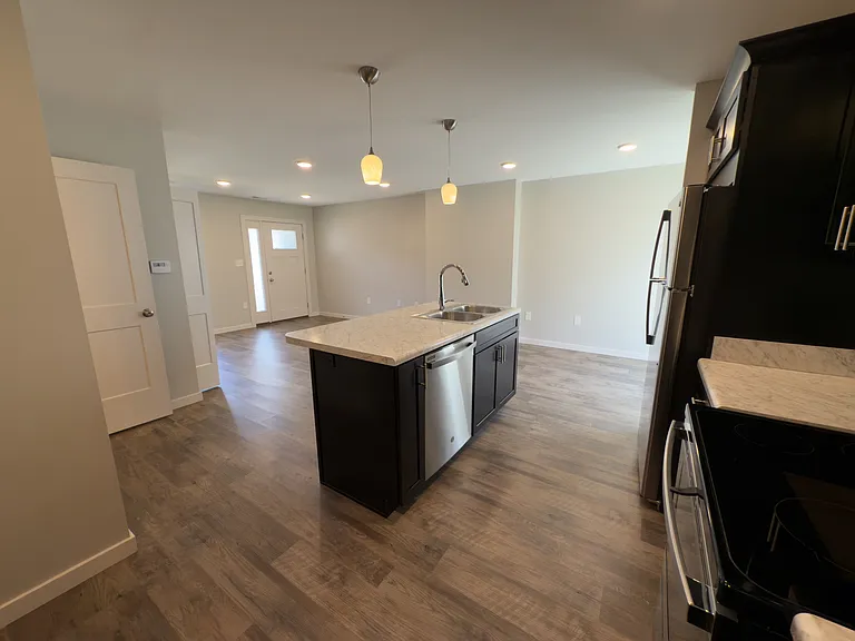 2985 N State Highway 7 — Photo 10