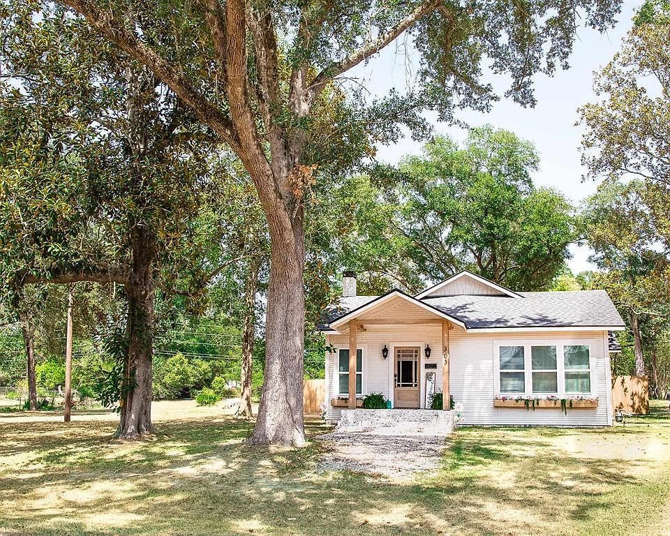 303 Weiss St, Newton, TX 75966 MLS 241011 Zillow