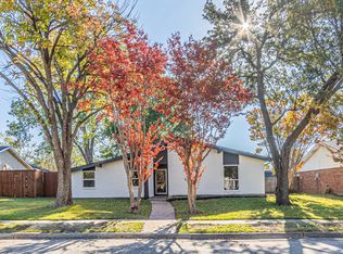 614 Yorktown Dr, Garland, TX 75043
