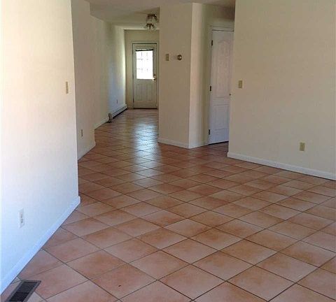 4th image of 3 Selina Ct