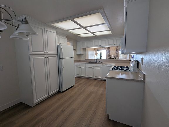4th image of 3378 Paseo Halcon