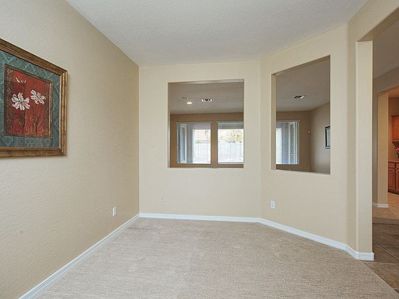 4th image of 2817 W Walden Way