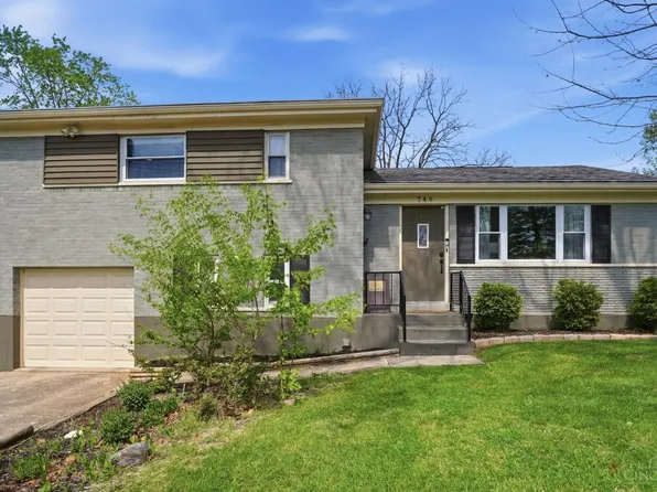 746 Converse Dr, Cincinnati, OH 45240