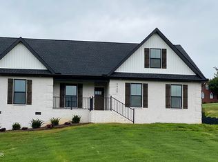 3430 Colby Cove Dr, Maryville, TN 37801