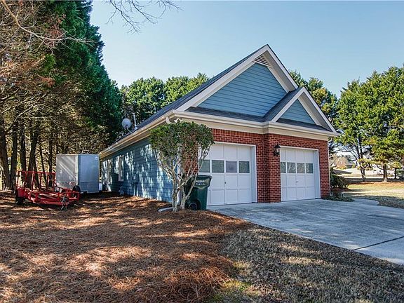 2nd image of 3875 Spring Manor Ct