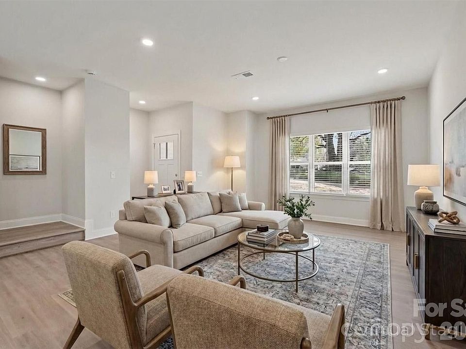 1st image of 533 Broadway Court A-b