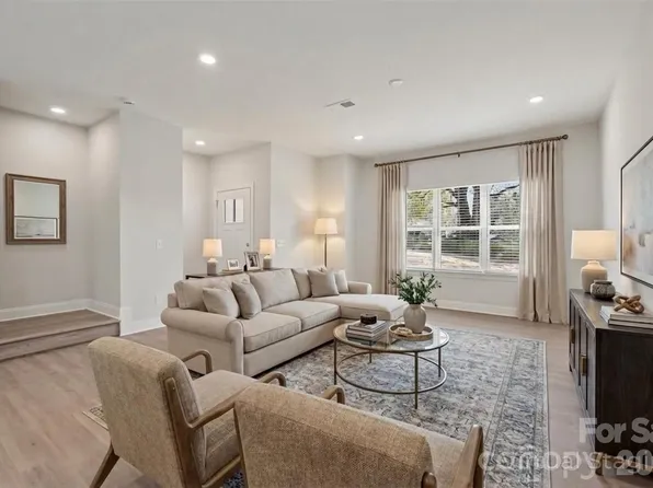 533 Broadway Court A&b Statesville, Statesville, NC 28677