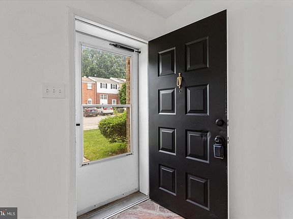 5th image of 9635 Axehead Ct