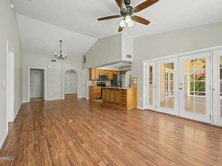 5731 E Marilyn Rd — Photo 9