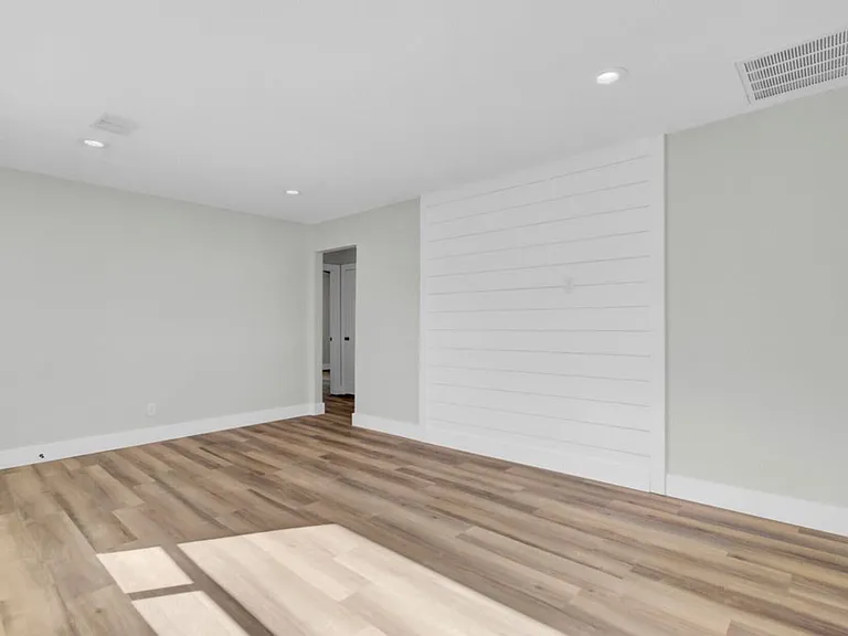 235 Mary Scott Dr — Photo 5
