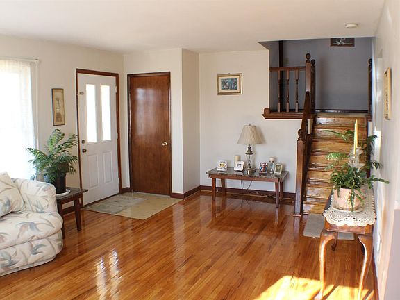 4th image of 3484 Moonridge Dr
