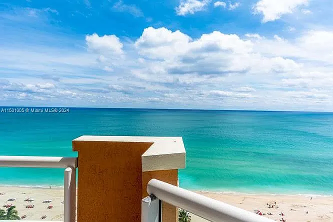 17875 Collins Ave #702 — Photo 5
